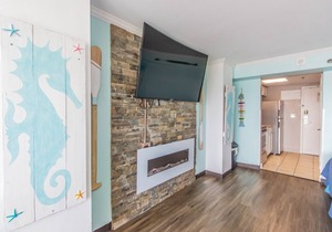 Tropical Oceanfront King Suite-Caravelle Resort 420