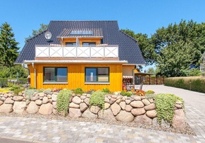 Tura Apartment 3 mit Balkon Pruchten