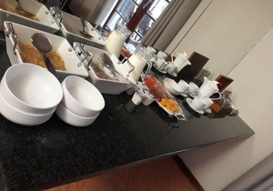 Twenty 4 Hour Rest Bed & Breakfast 2