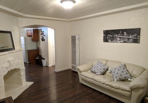 Two-Bedroom House near Napa, Six Flags & Freeway