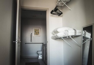 Two Bedroom Uptown Apartment - City Views