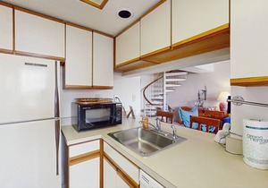 Unique condo w/bay view, balcony & spiral staircase - great location