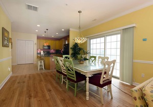 Unique, festive 3-bedroom luxury condo with adorable coastal decor and free WiFi located downtown on the bayside and just two blocks to the beach and Boardwalk!