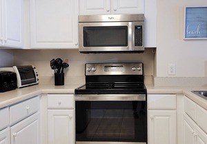 Unique Panoramic Ocean View condo, 3 BR/3 BATHS Corner Unit.