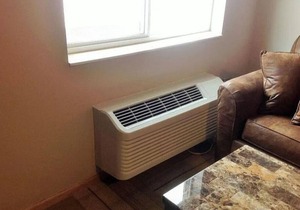 Unit 3: Cozy Studio Microhotel with full kitchen