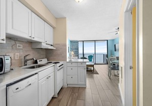 Updated 1-Bedroom Oceanfront Condo| Carolina Reef - 704