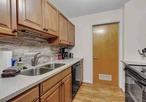 Updated Ski In Ski Out Condo Holiday Valley