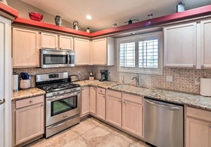 Upscale Oasis with Pool and Hot Tub, 3 Mi to Lake