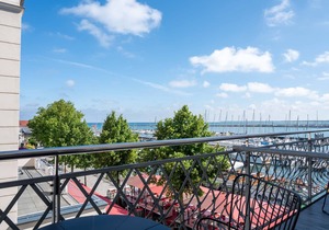 Vacation directly on the historic Alter Strom