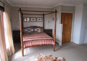 Vacation home The Gem - Holiday the GardenRoute in Jeffreys Bay - 7 persons, 4 bedrooms