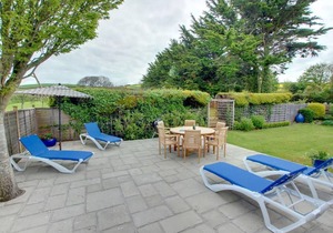 Villa ∙ 3 bedrooms ∙ 6 guests