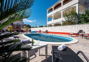 Villa Ancora for 16 guests