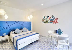 Villa Clarice C, fully refundable with voucher*: A bright and sunny studio apartment in a quiet position, located on a hillside above the sea, with Free WI-FI.