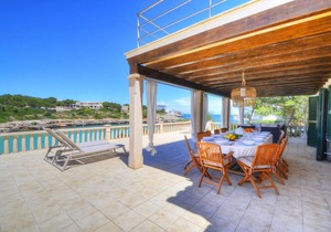 VILLA COLOM