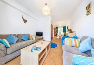 Villa Eirado is a delightful three bedroom villa located in the Varandas do Lago resort in the Algarve. Varandas do Lago lies between Vale do Lobo and Quinta do Lago.