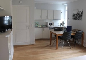 Villa Friedericia, apartment 2-raised ground floor on the right - living in a villa