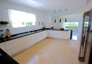 Villa near Beach with Pool & Panoramic Views