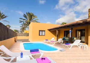 Villa Papagayo - Three Bedroom Villa, Sleeps 6