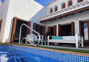 Villa para disfrutar en el Valle Golf Resort