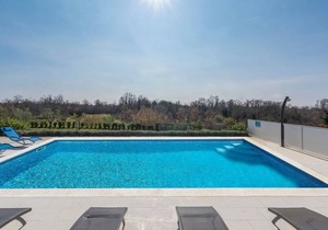 Villa Tonka with Pool