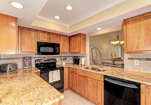 Village des Pins 3645, 2 Bedrooms, Pool Access, WiFi, Hot Tub, Sleeps 4