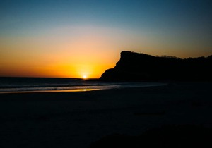 Villas Iguana A-14: Beachfront Condo!