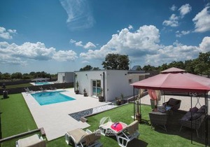 Villas in Štokovci, Croatia