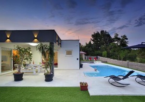 Villas in Štokovci, Croatia