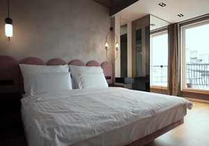 Vista Riverside Andel Suites