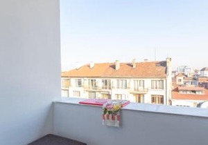 Vitosha Blvd Luxury 2-Bedroom, 2-Bathroom with Balcony
