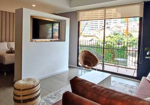 w*| Sophisticated 1BR in Luxury Building
