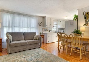 Walk to Craigville Beach Cape Cod Gem with Patio