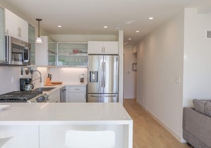 Waterfront 2BDRM with Patio in Playa Del Rey