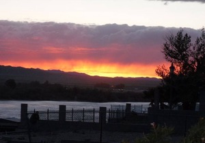 WATERFRONT*PRIVATE BOAT RAMP*SANDY BEACH *GATED COMMUNITY, 3.5 bedrooms, 2 bath