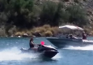 WATERFRONT*PRIVATE BOAT RAMP *SANDY BEACH*GATED COMMUNITY, 3 BEDROOM & 2 BATH