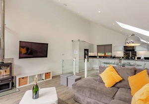 Waterside Lodge Five -UK38263