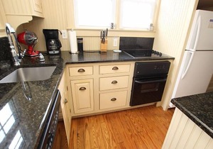 Weekly Cottage Rental in the Heart of Rehoboth Beach