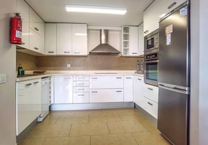 Welcome to this comfortable vacation home with pool for an unforgettable vacation.