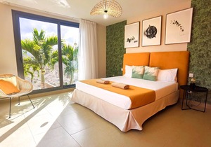 Welcome to this comfortable vacation home with pool for an unforgettable vacation.