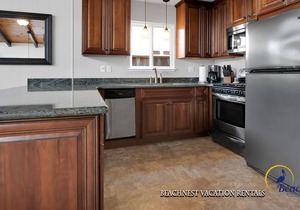 Welcome to the Sea Breeze - easily walking distance to Seacliff Beach with Ocean View!