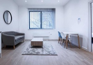 West Plaza in Brentford - Standard 2 bed