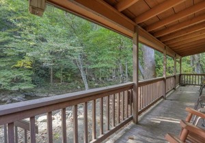 Whispering Creek Cabin