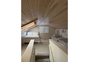 Wildwood Crest/Diamond Beach Beautiful Home 6 BR 4 Bath Pool 5 min walk to beach