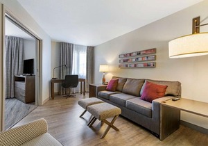 Windmill Suites Surprise Ascend Hotel Collection