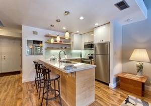 Woodsy Suite: 1 BR, 1.5 BA Townhouse in Carnelian Bay, Sleeps 4