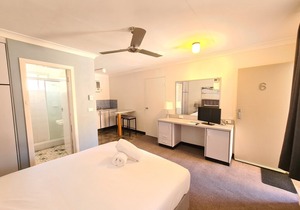 Woolgoolga Beach Motel Unit 6