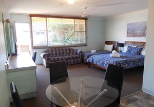 Woolgoolga Beach Motel Unit 10
