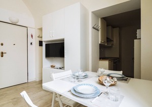 XX Settembre 68 - One Bedroom Apartment, Sleeps 4