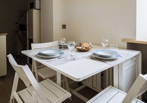 XX Settembre 68 - One Bedroom Apartment, Sleeps 4