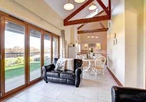 Y Cudyll Coch - Two Bedroom House, Sleeps 4